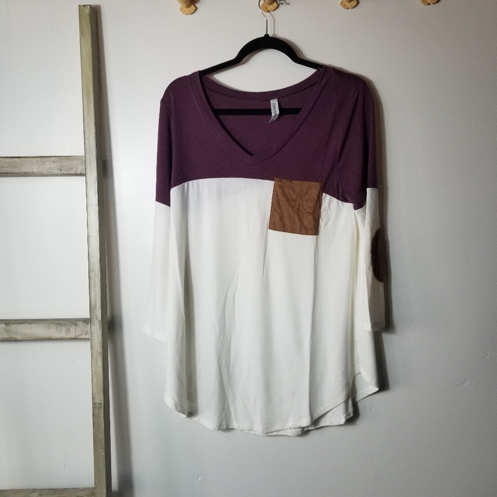 NWOT ZENANA PREMIUM WOMEN'S V-NECK BLOUSE SIZE LARGE